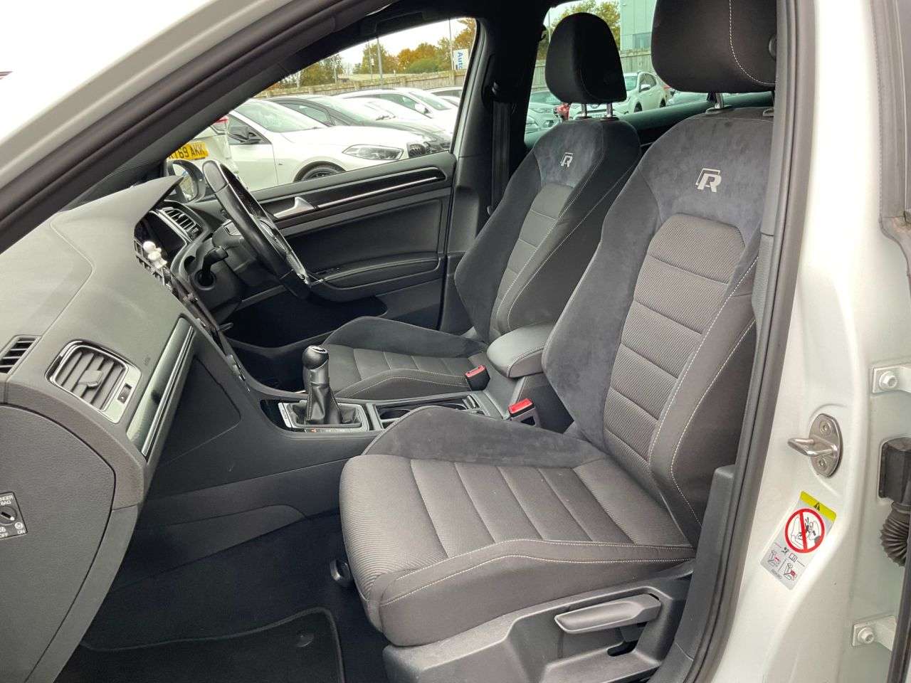 2018 VOLKSWAGEN GOLF 2018 VOLKSWAGEN GOLF