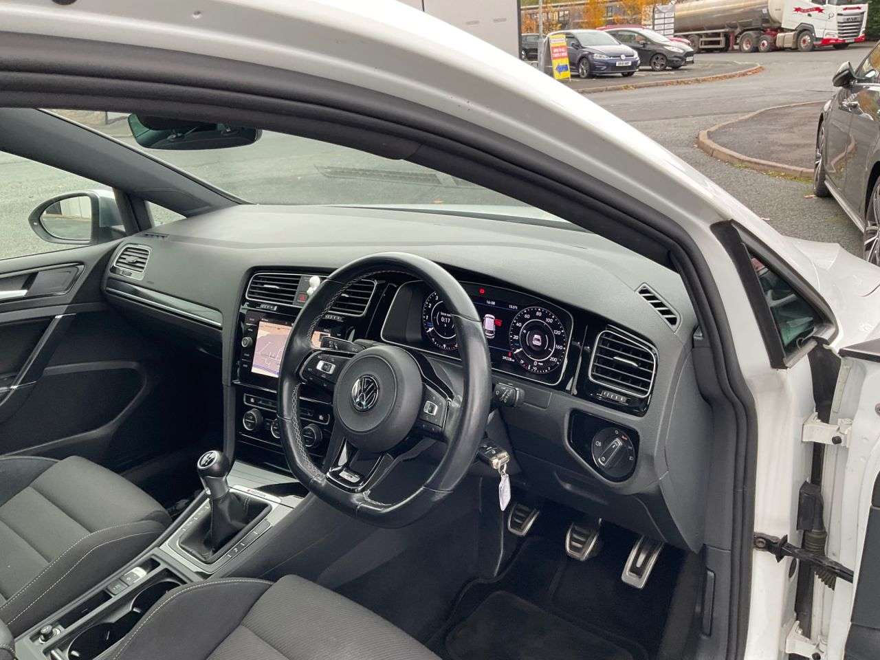 2018 VOLKSWAGEN GOLF 2018 VOLKSWAGEN GOLF