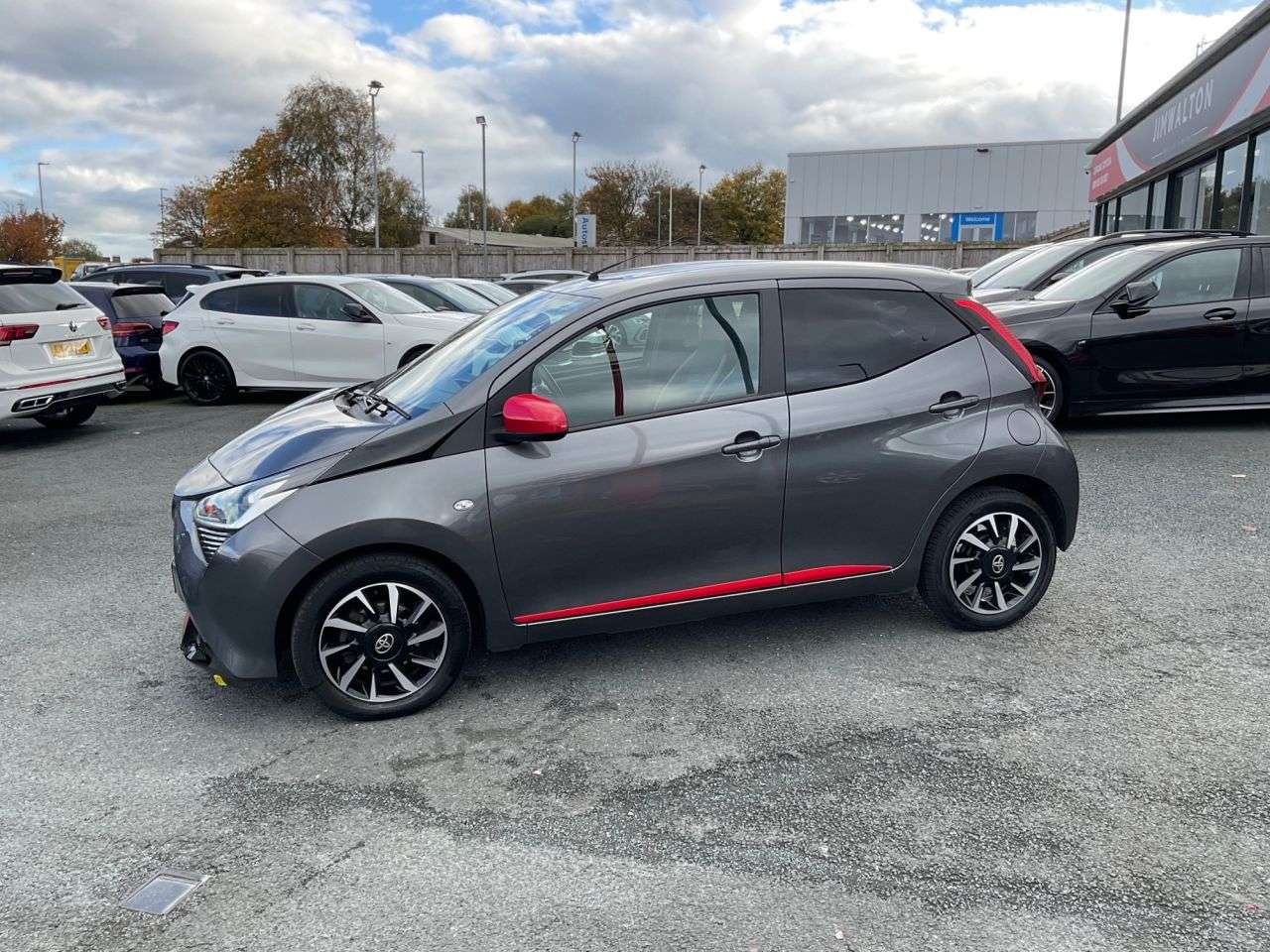 2021 TOYOTA AYGO 2021 TOYOTA AYGO