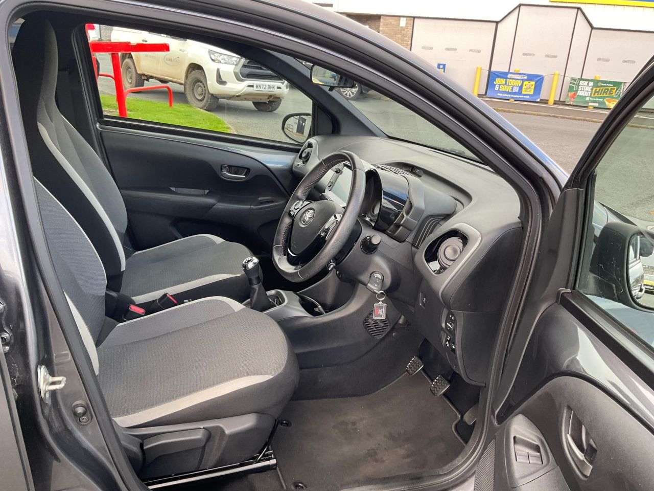 2021 TOYOTA AYGO 2021 TOYOTA AYGO