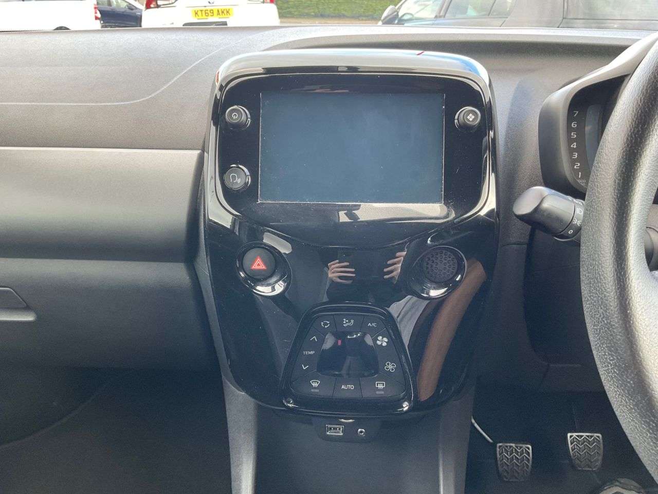 2021 TOYOTA AYGO 2021 TOYOTA AYGO