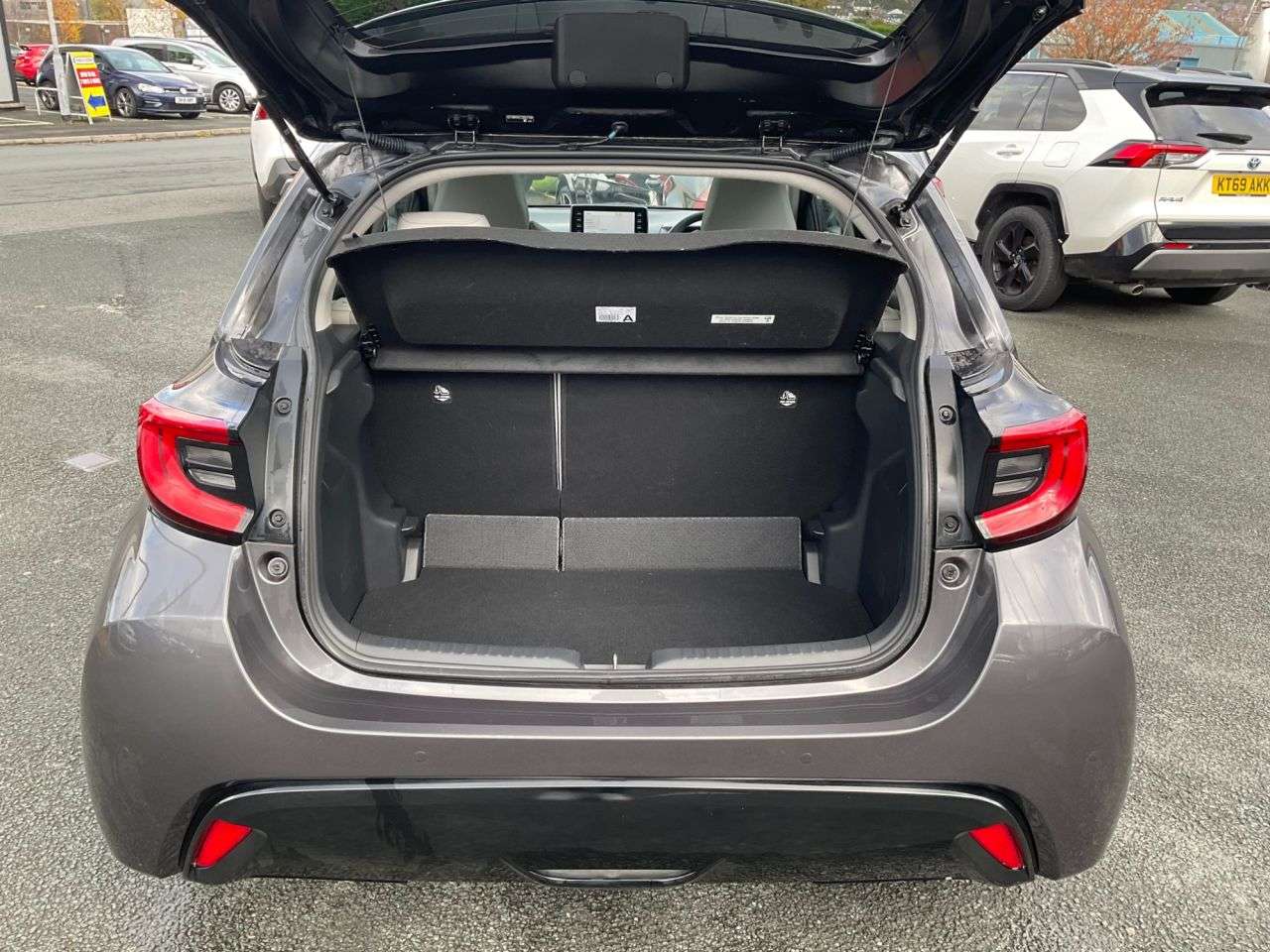 2022 TOYOTA YARIS 2022 TOYOTA YARIS