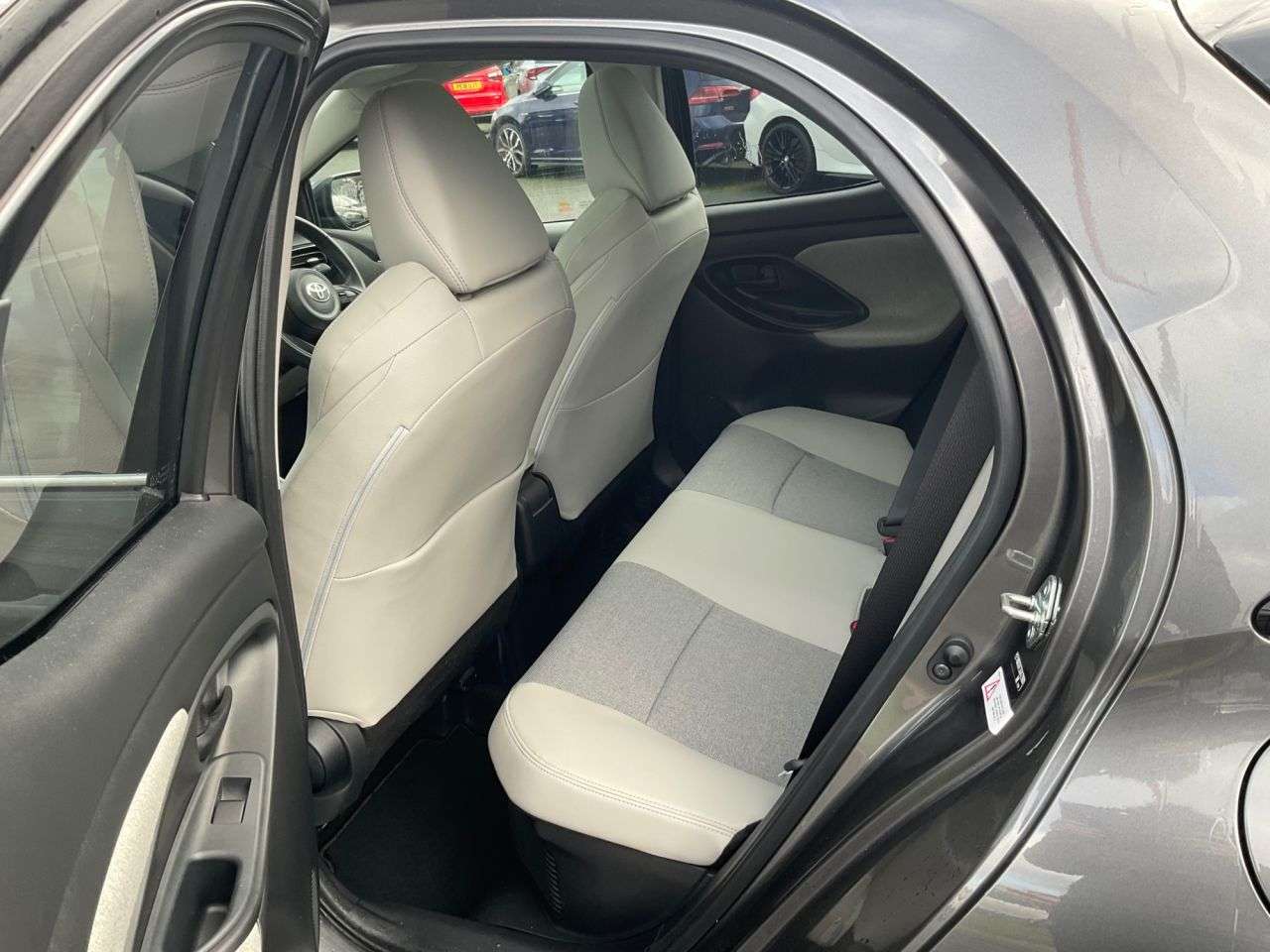 2022 TOYOTA YARIS 2022 TOYOTA YARIS