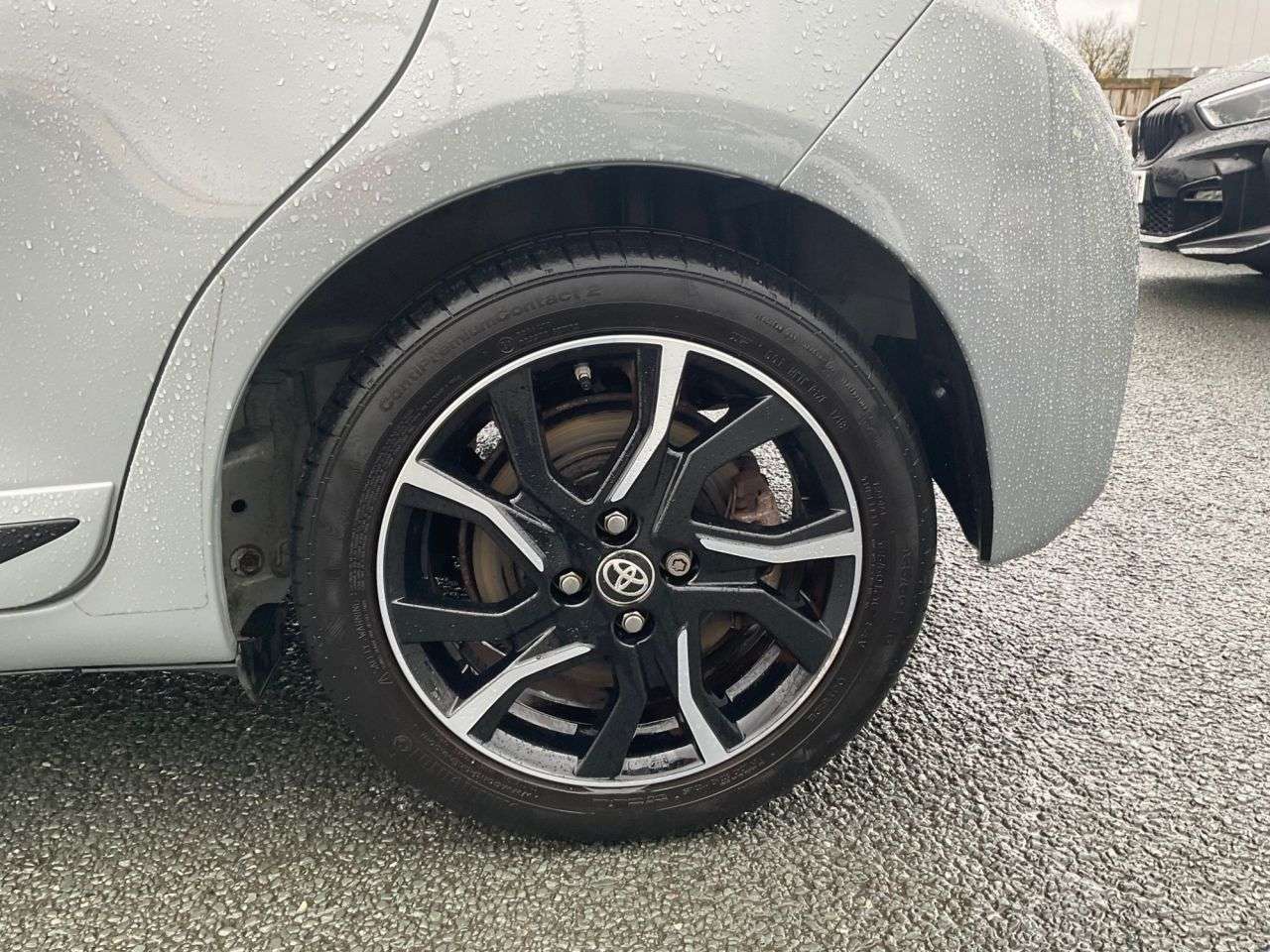 2018 TOYOTA YARIS 2018 TOYOTA YARIS