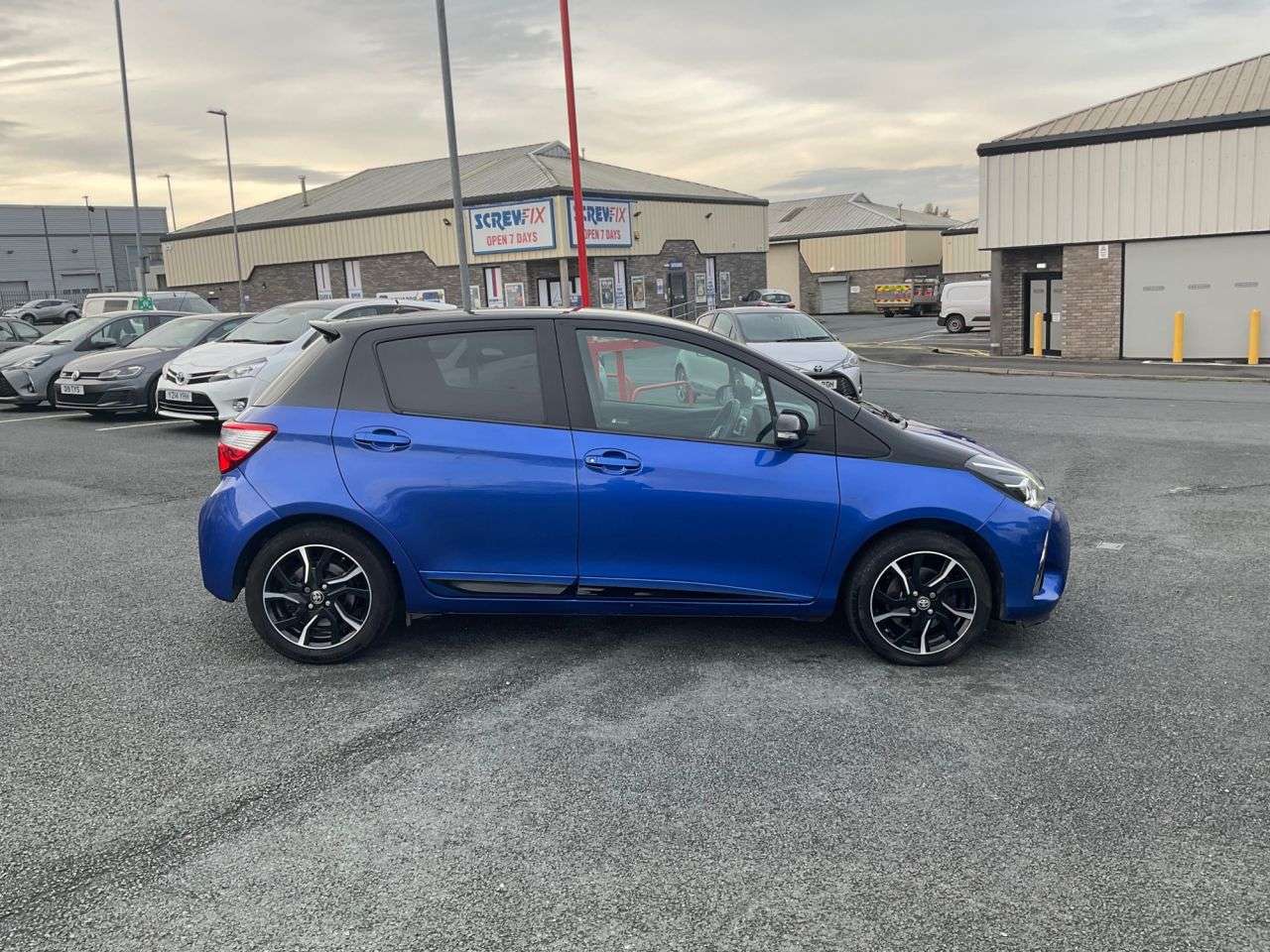 2017 TOYOTA YARIS 2017 TOYOTA YARIS