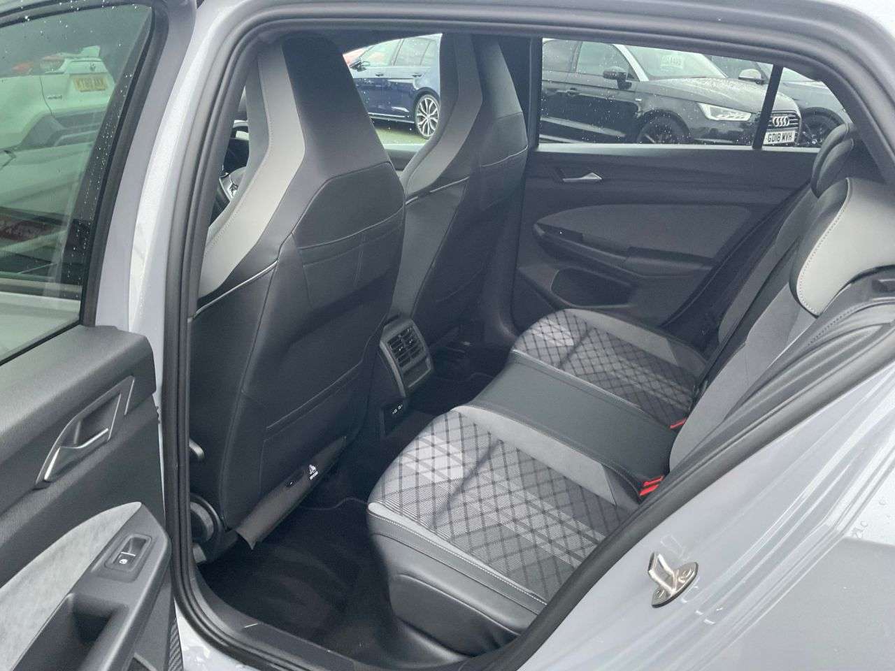 2024 VOLKSWAGEN GOLF 2024 VOLKSWAGEN GOLF