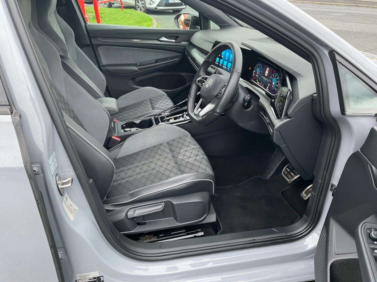 2024 VOLKSWAGEN GOLF 2024 VOLKSWAGEN GOLF