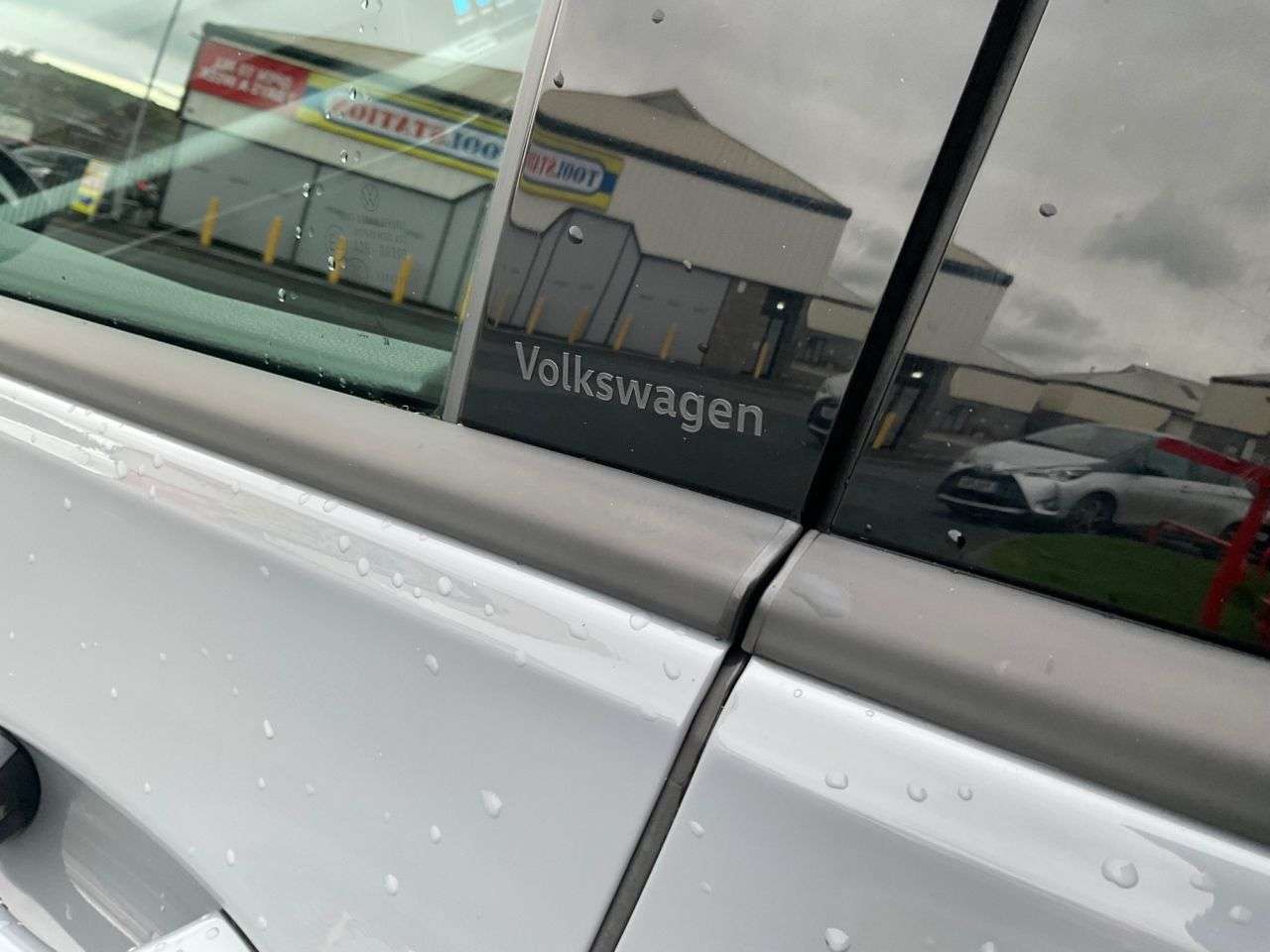 2024 VOLKSWAGEN GOLF 2024 VOLKSWAGEN GOLF