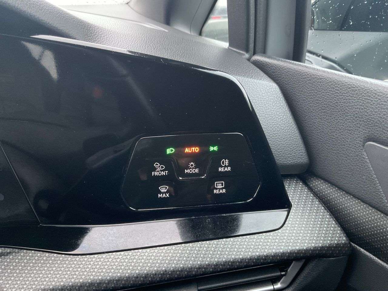 2024 VOLKSWAGEN GOLF 2024 VOLKSWAGEN GOLF