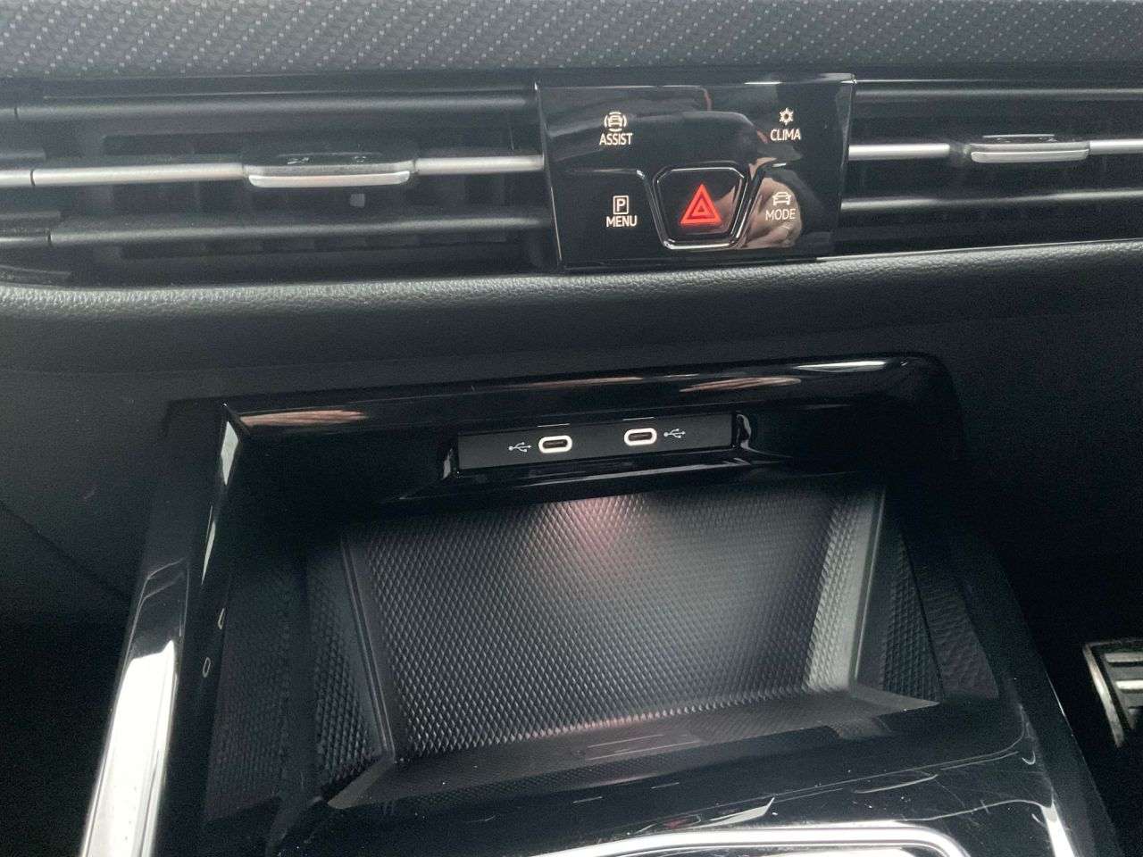 2024 VOLKSWAGEN GOLF 2024 VOLKSWAGEN GOLF