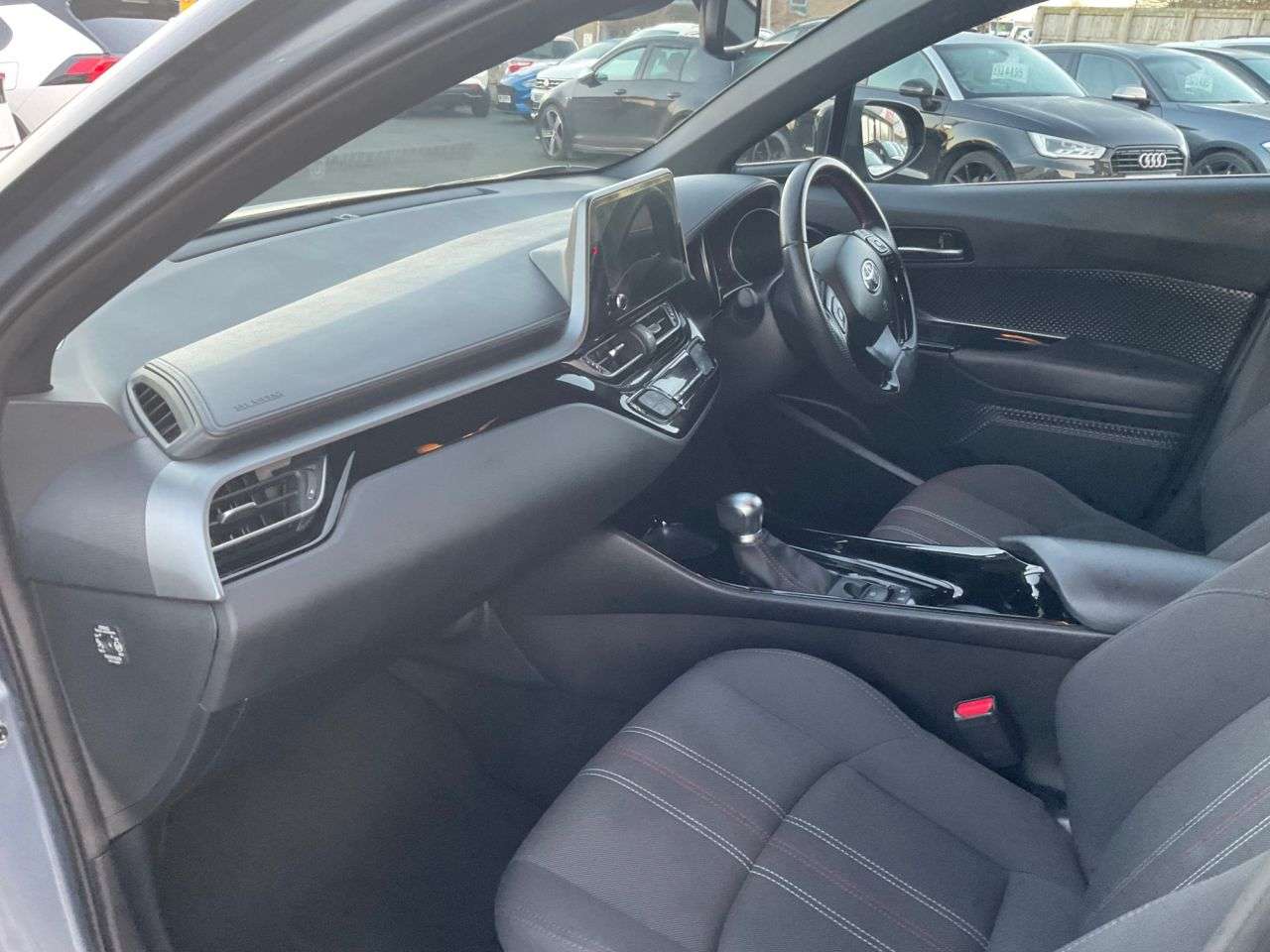 2023 TOYOTA C-HR 2023 TOYOTA C-HR