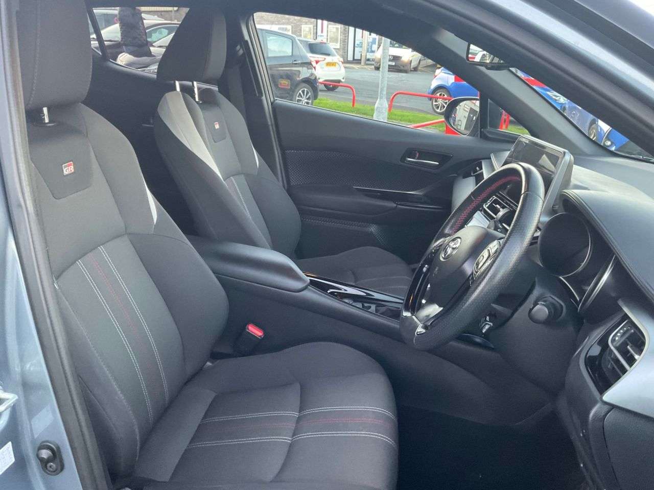 2023 TOYOTA C-HR 2023 TOYOTA C-HR