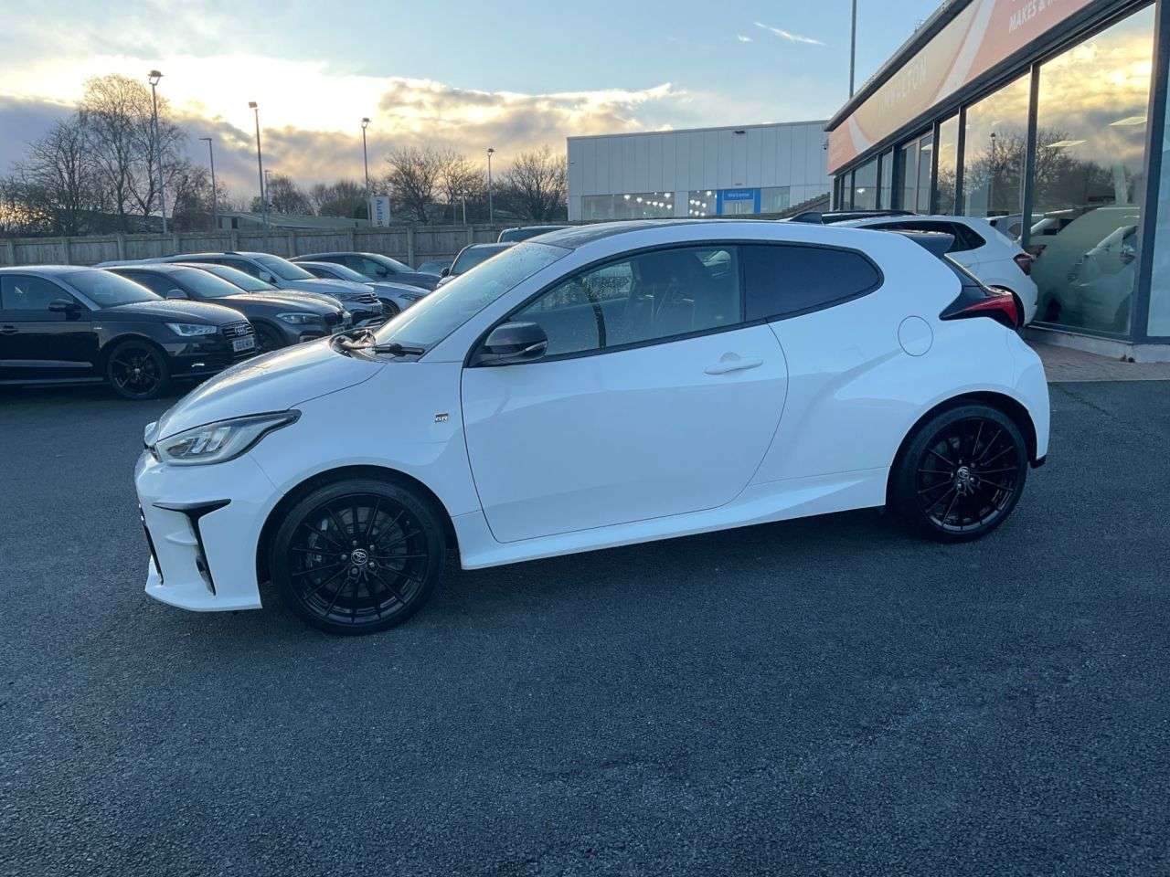 2021 TOYOTA YARIS 2021 TOYOTA YARIS