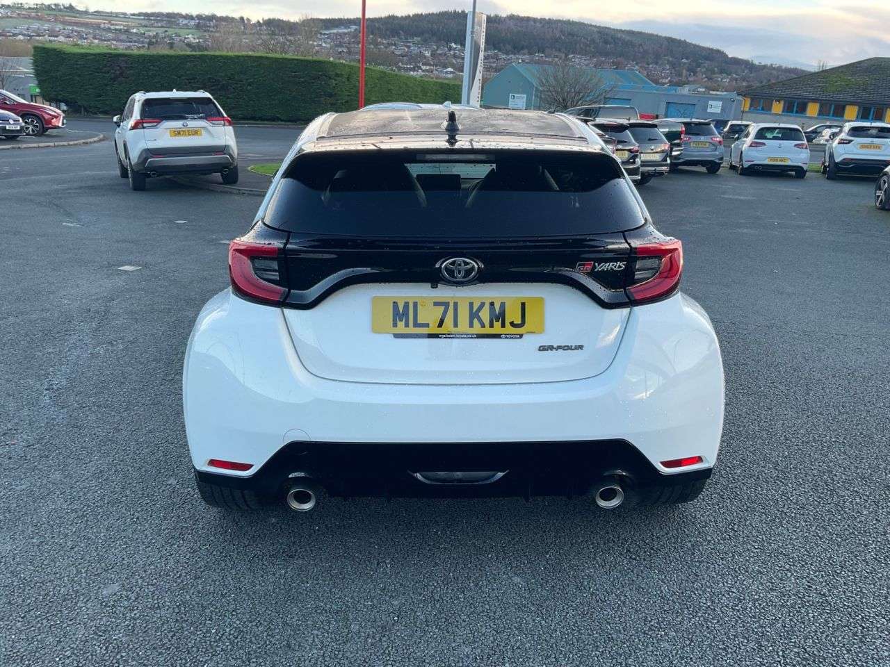 2021 TOYOTA YARIS 2021 TOYOTA YARIS