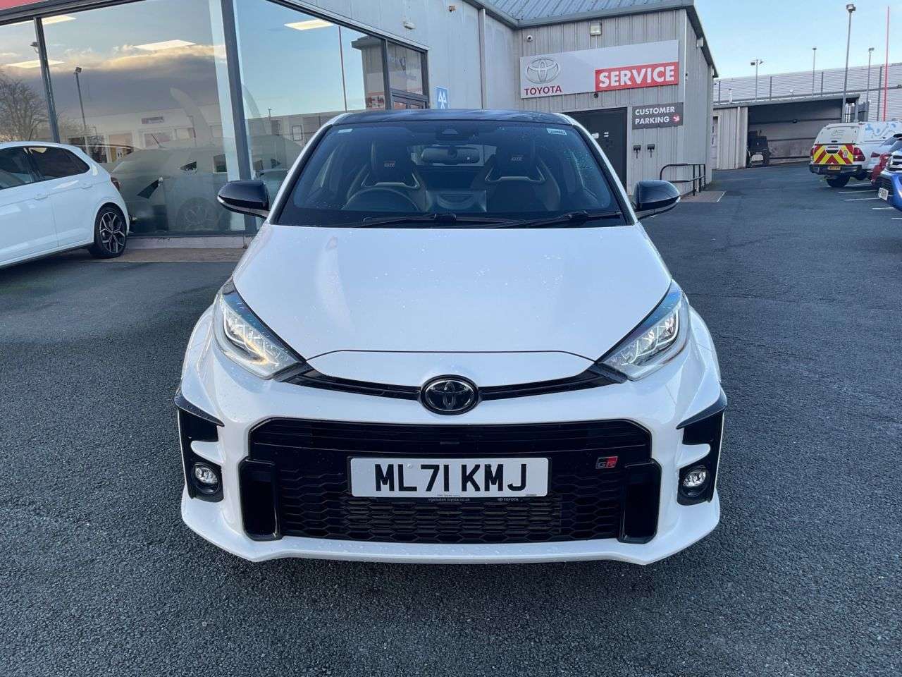 2021 TOYOTA YARIS 2021 TOYOTA YARIS