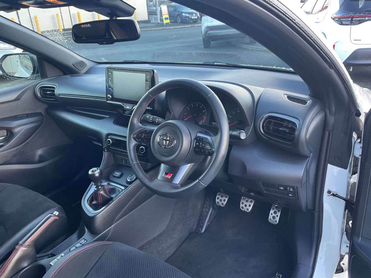 2021 TOYOTA YARIS 2021 TOYOTA YARIS