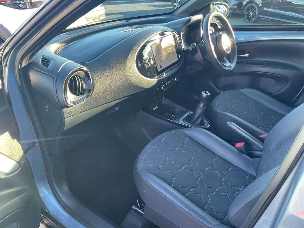 2025 TOYOTA AYGO X 2025 TOYOTA AYGO X