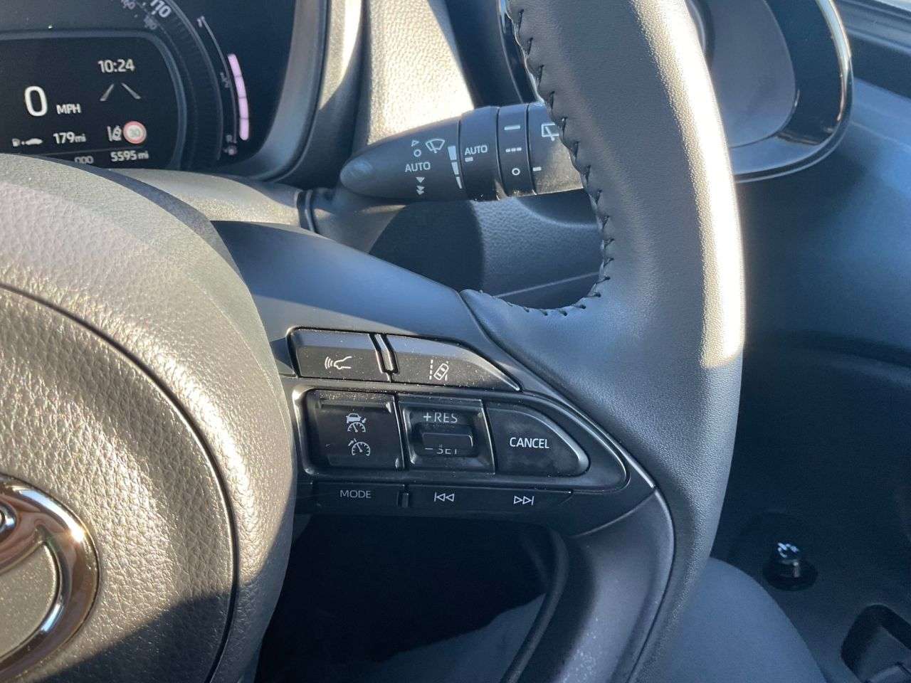 2025 TOYOTA AYGO X 2025 TOYOTA AYGO X