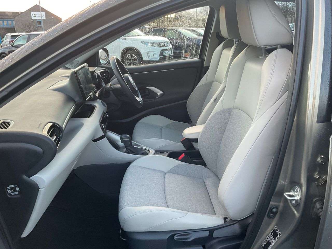 2022 TOYOTA YARIS 2022 TOYOTA YARIS