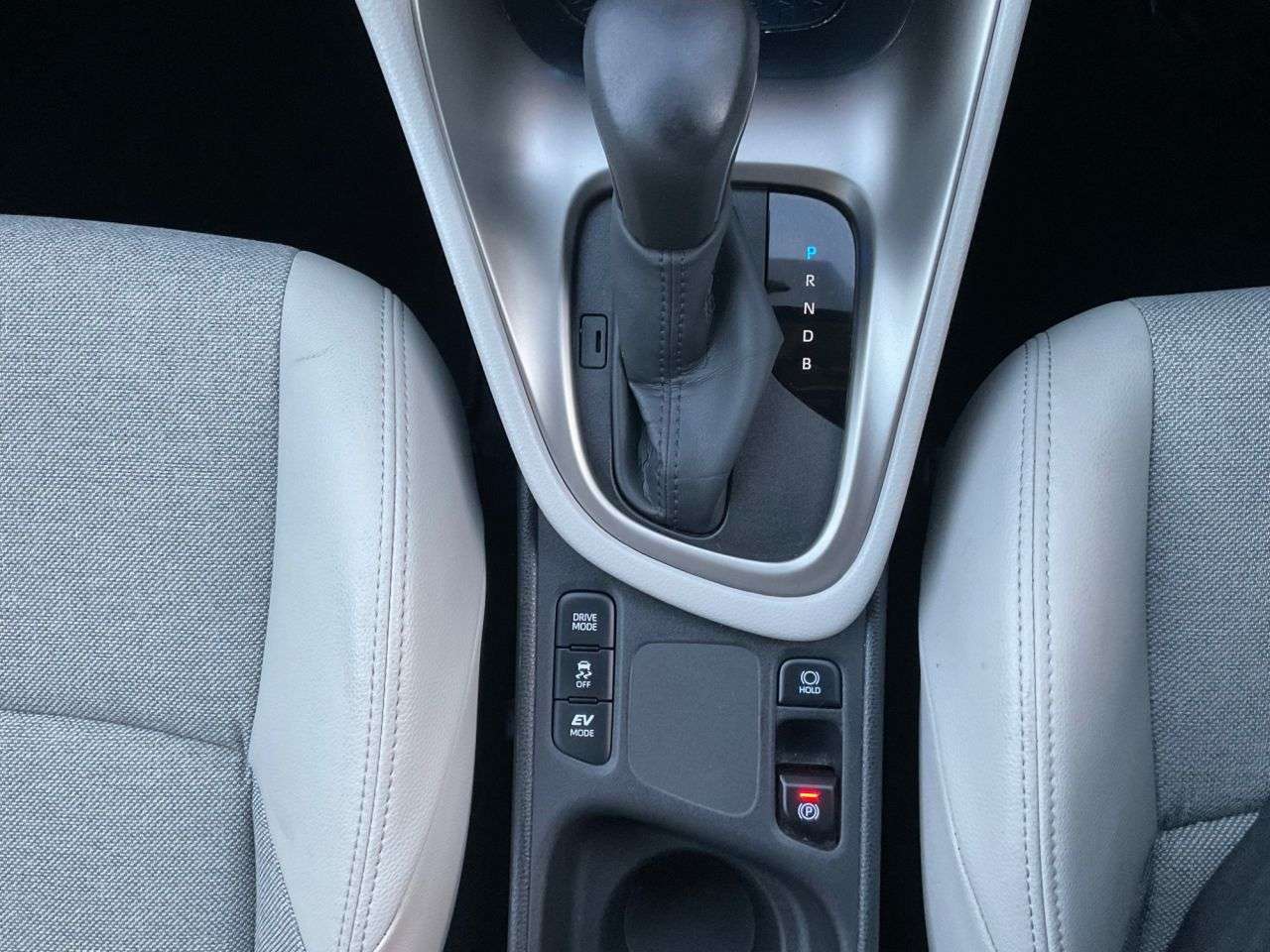 2022 TOYOTA YARIS 2022 TOYOTA YARIS