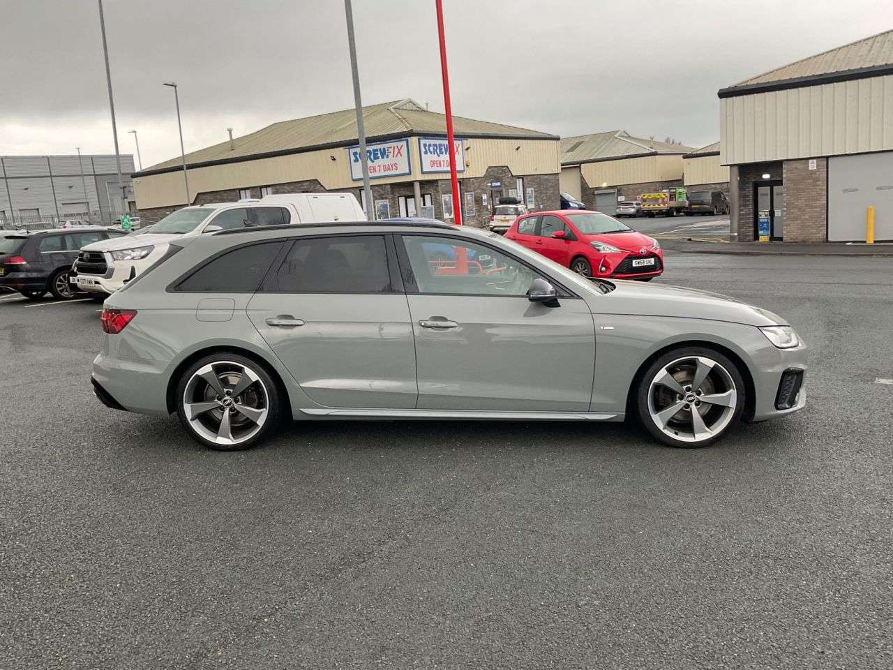 2021 AUDI A4 AVANT 2021 AUDI A4 AVANT