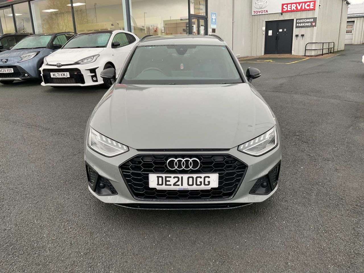 2021 AUDI A4 AVANT 2021 AUDI A4 AVANT