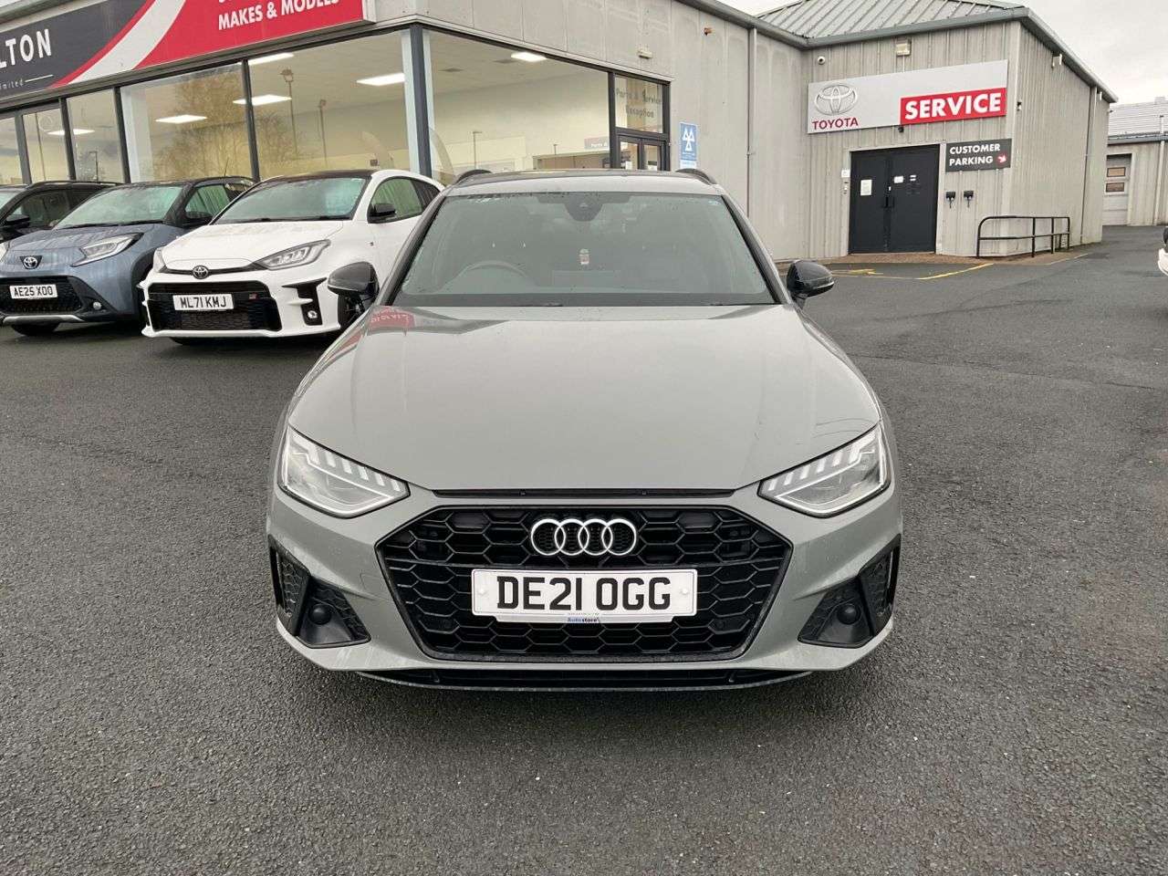 2021 AUDI A4 AVANT 2021 AUDI A4 AVANT