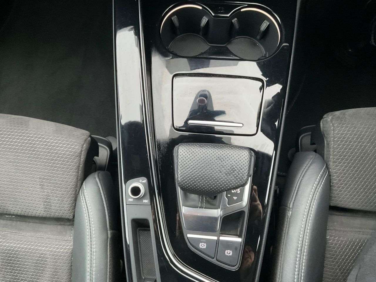 2021 AUDI A4 AVANT 2021 AUDI A4 AVANT