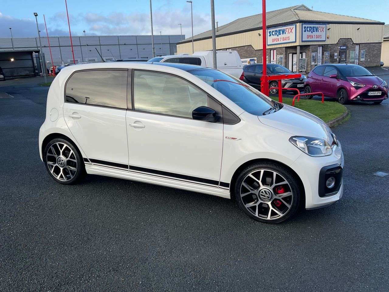 2018 VOLKSWAGEN UP! 2018 VOLKSWAGEN UP!