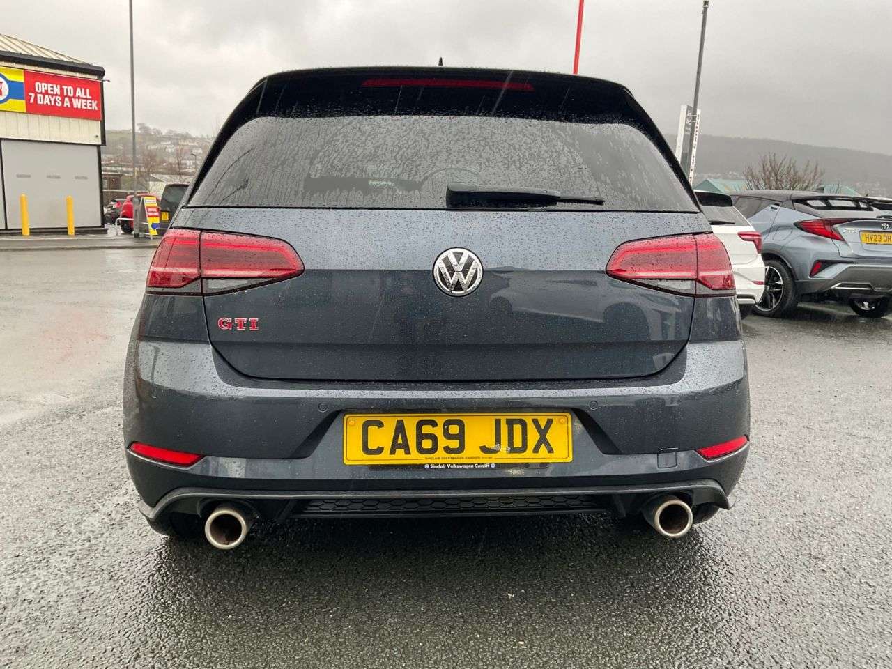 2019 VOLKSWAGEN GOLF 2019 VOLKSWAGEN GOLF