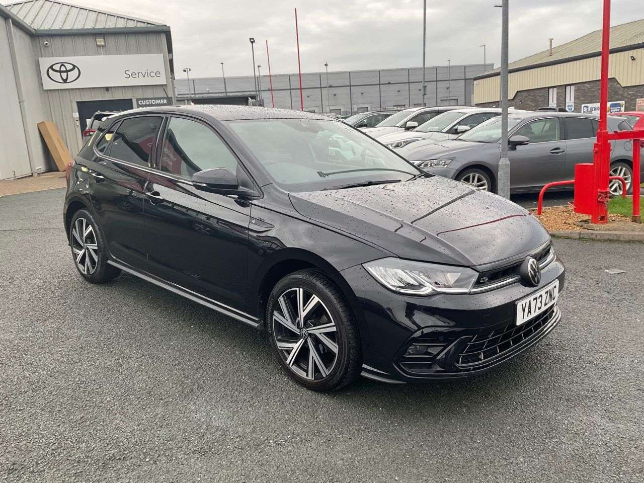 A 2024 VOLKSWAGEN POLO 1.0 TSI R-Line Hatchback 5dr Petrol DSG Euro 6 (s/s) (95 ps) A 2024 VOLKSWAGEN POLO 1.0 TSI R-Line Hatchback 5dr Petrol DSG Euro 6 (s/s) (95 ps)