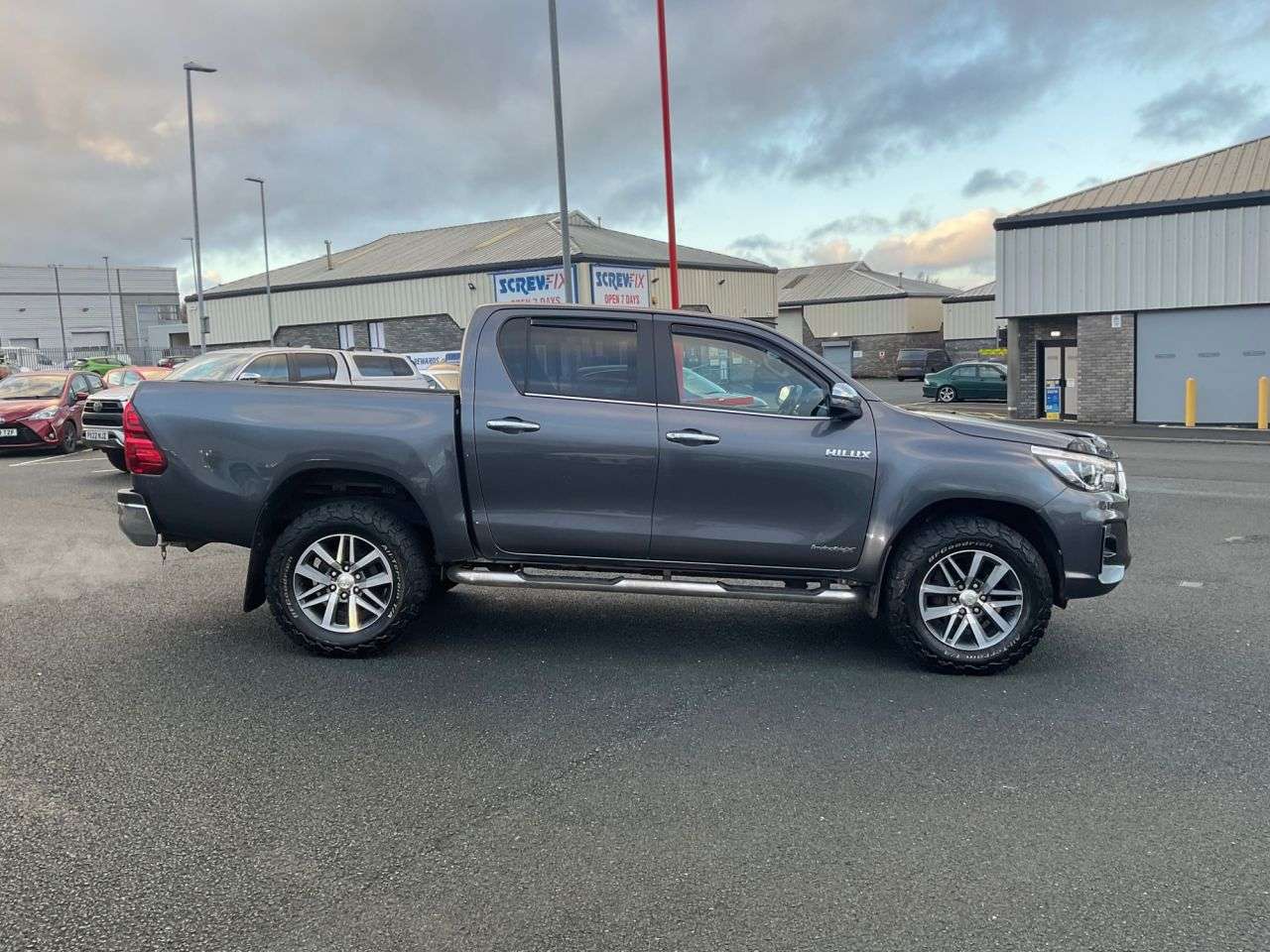 A 2018 TOYOTA HI-LUX 2.4 D-4D Invincible X Pickup Double Cab 4dr Diesel Auto 4WD Euro 6 (TSS, 3. A 2018 TOYOTA HI-LUX 2.4 D-4D Invincible X Pickup Double Cab 4dr Diesel Auto 4WD Euro 6 (TSS, 3.