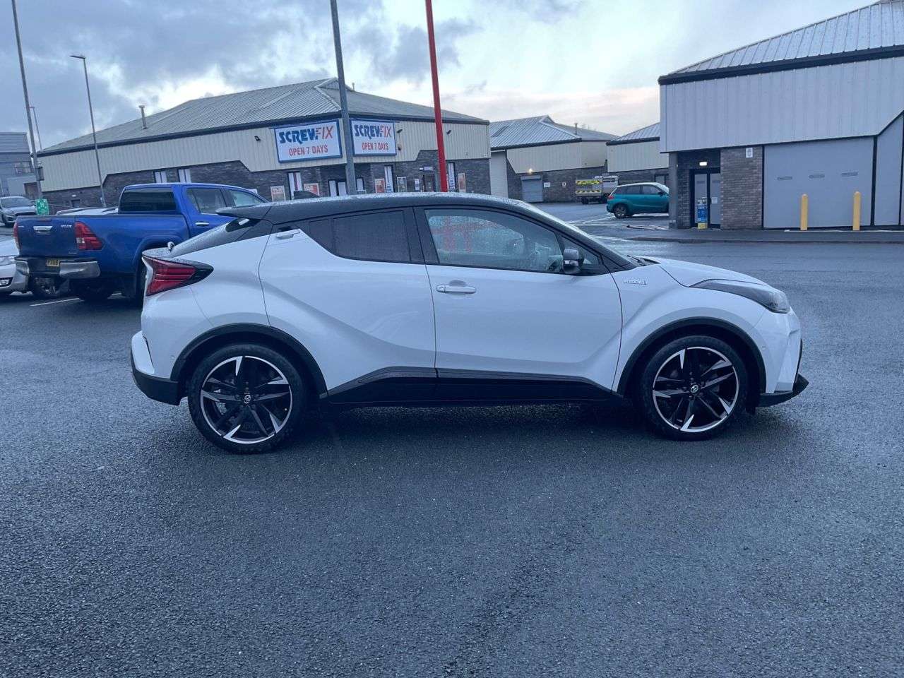 2024 TOYOTA C-HR 2024 TOYOTA C-HR