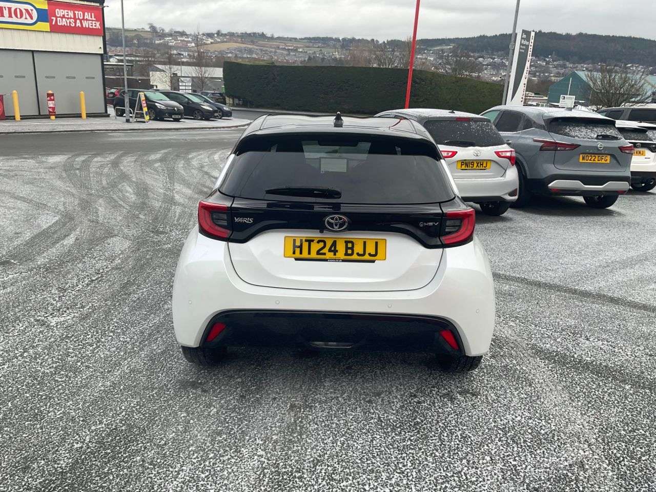 2024 TOYOTA YARIS 2024 TOYOTA YARIS