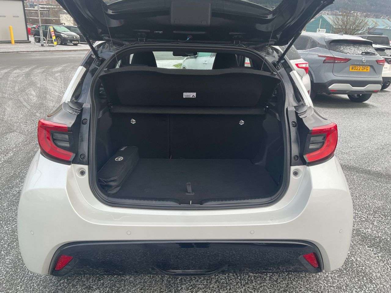 2024 TOYOTA YARIS 2024 TOYOTA YARIS