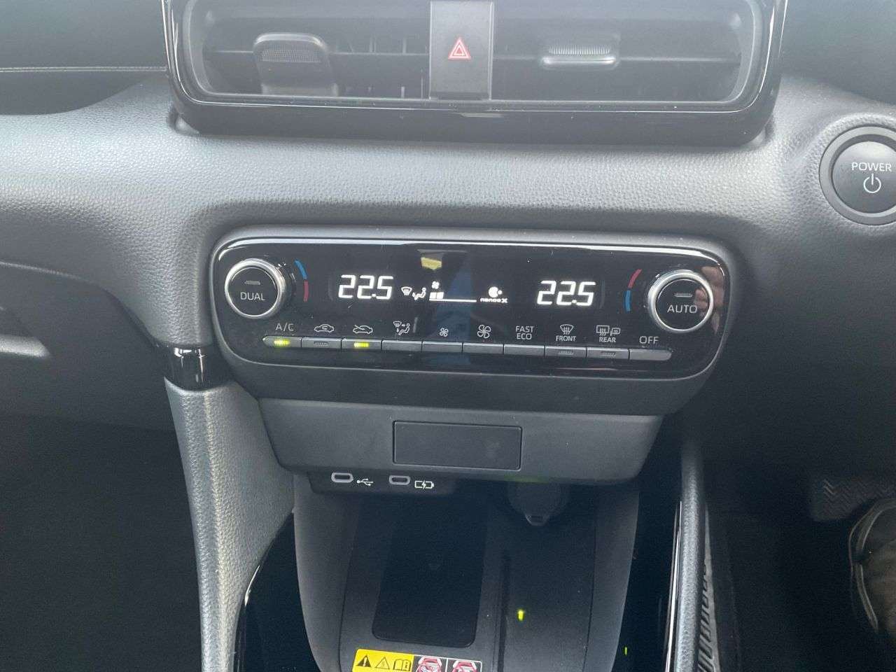 2024 TOYOTA YARIS 2024 TOYOTA YARIS