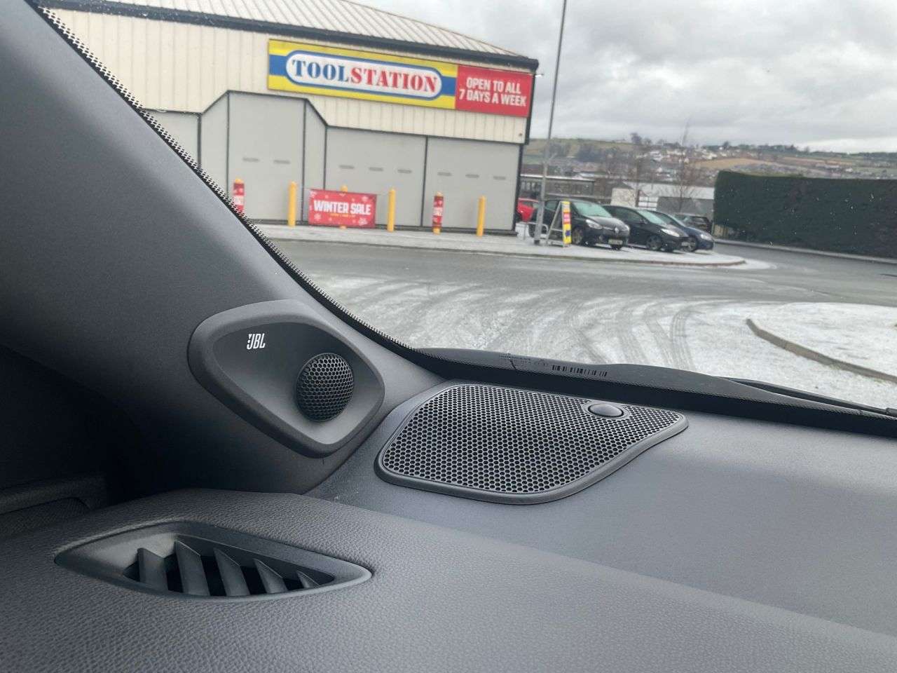 2024 TOYOTA YARIS 2024 TOYOTA YARIS