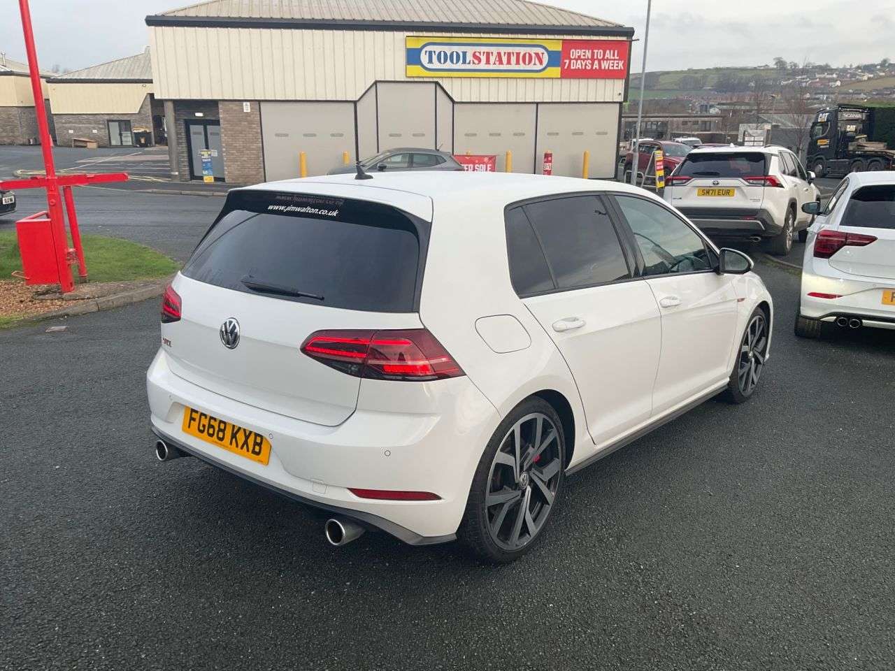 2018 VOLKSWAGEN GOLF 2018 VOLKSWAGEN GOLF