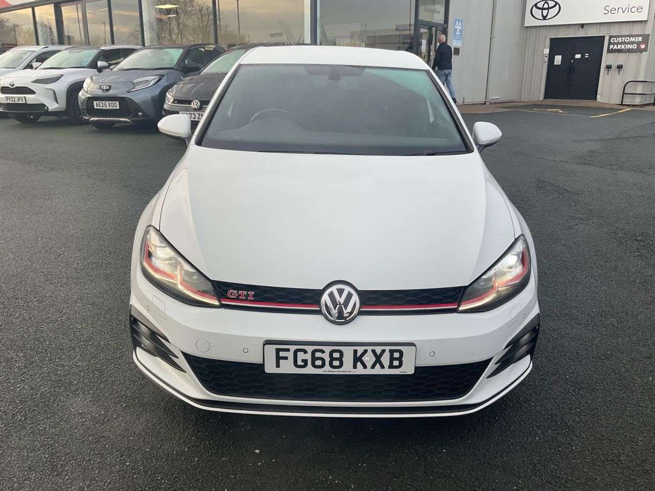 2018 VOLKSWAGEN GOLF 2018 VOLKSWAGEN GOLF