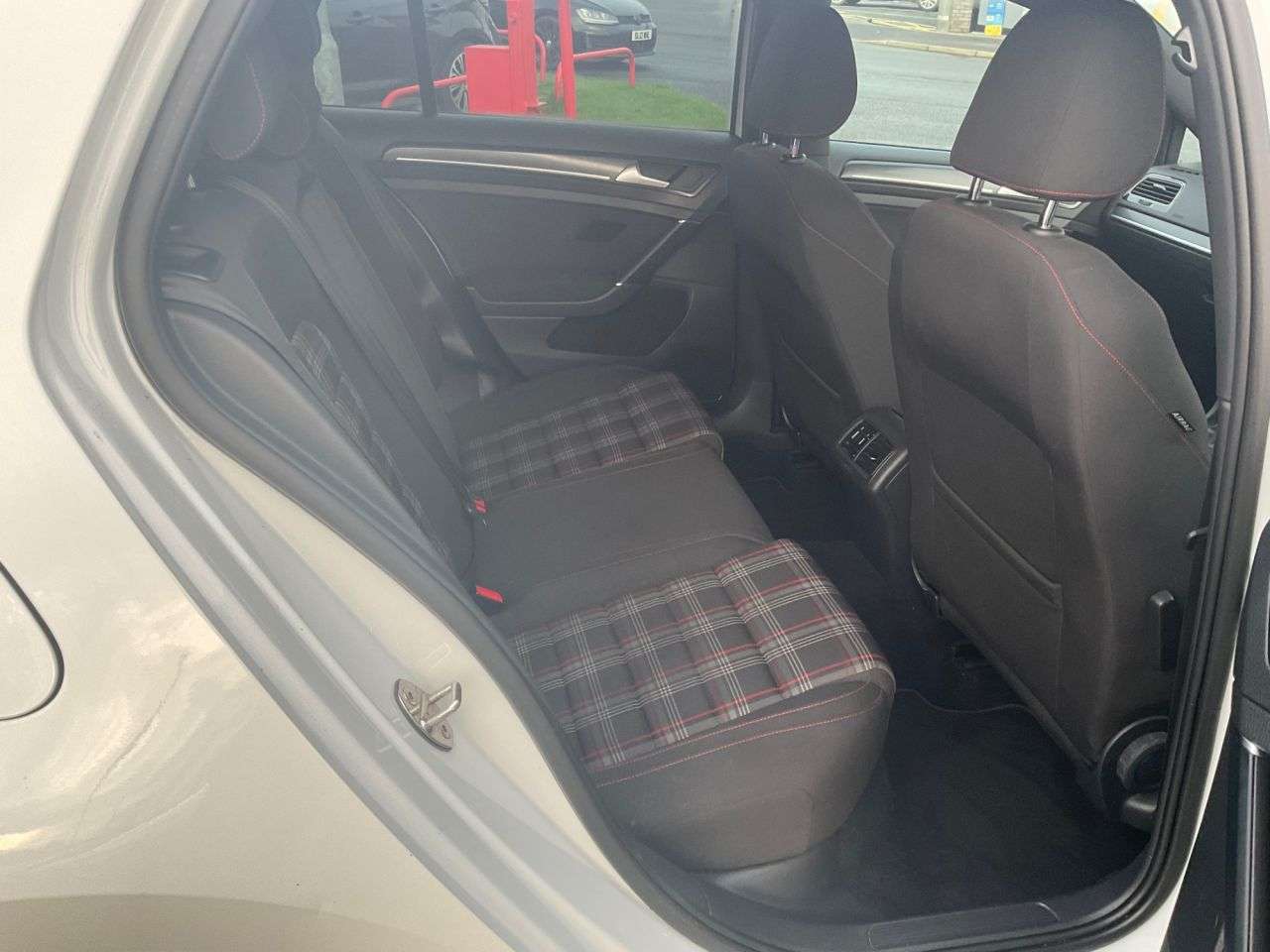 2018 VOLKSWAGEN GOLF 2018 VOLKSWAGEN GOLF