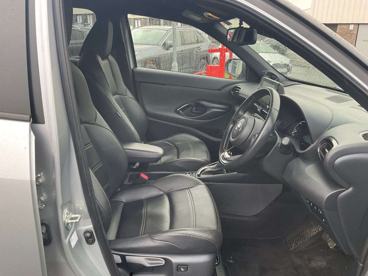 2022 TOYOTA YARIS CROSS 2022 TOYOTA YARIS CROSS