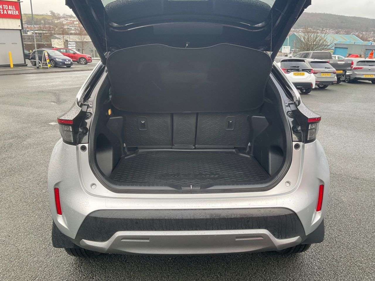 2022 TOYOTA YARIS CROSS 2022 TOYOTA YARIS CROSS