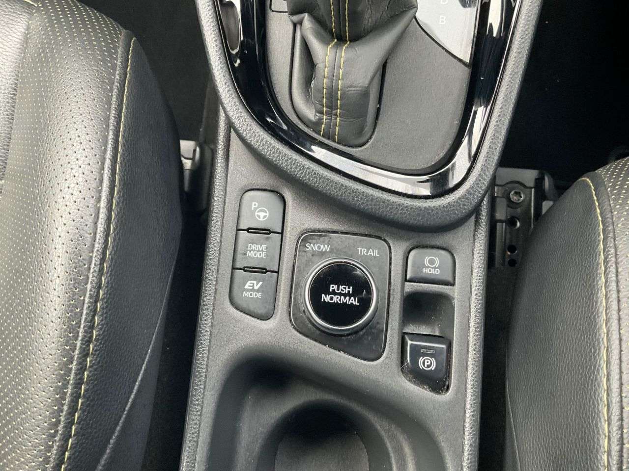 2022 TOYOTA YARIS CROSS 2022 TOYOTA YARIS CROSS