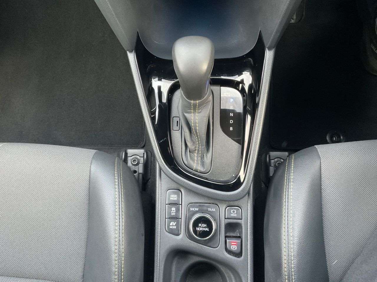 2022 TOYOTA YARIS CROSS 2022 TOYOTA YARIS CROSS