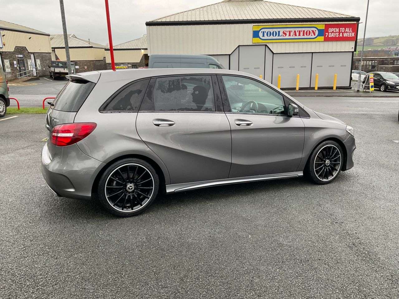 2017 MERCEDES-BENZ B-CLASS 2017 MERCEDES-BENZ B-CLASS