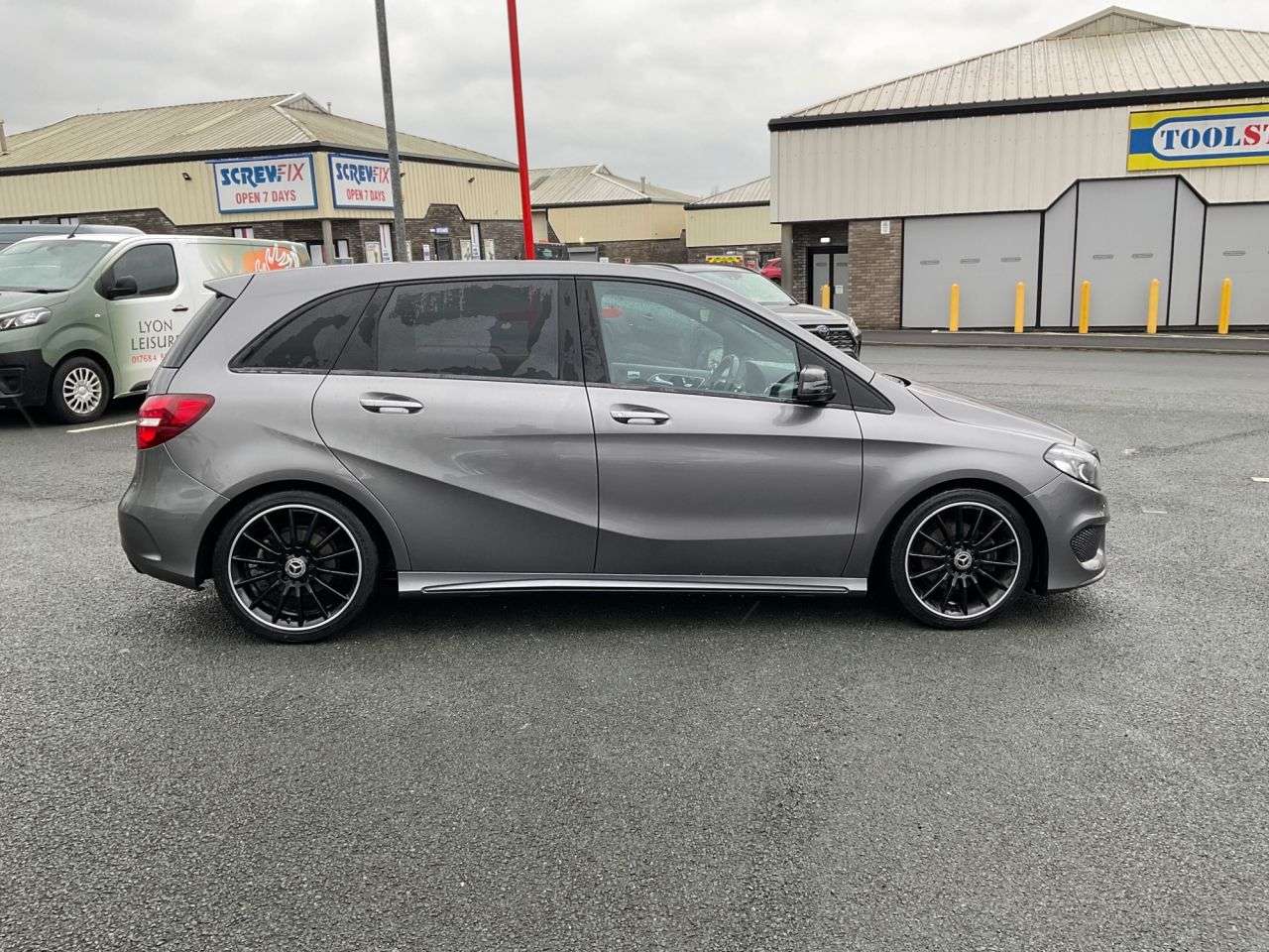 2017 MERCEDES-BENZ B-CLASS 2017 MERCEDES-BENZ B-CLASS