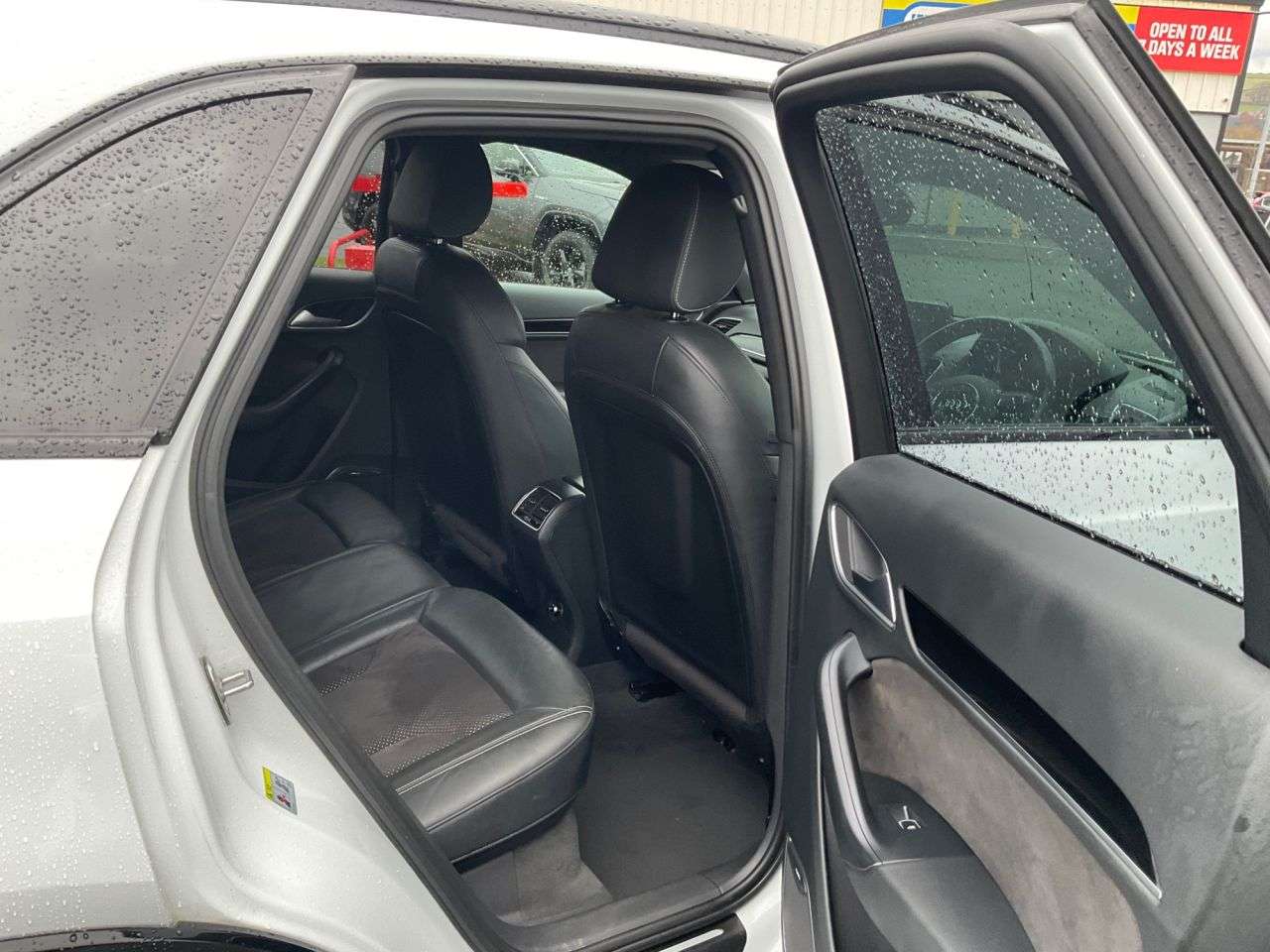 2018 AUDI Q3 2018 AUDI Q3