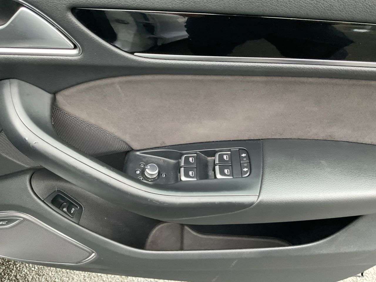 2018 AUDI Q3 2018 AUDI Q3