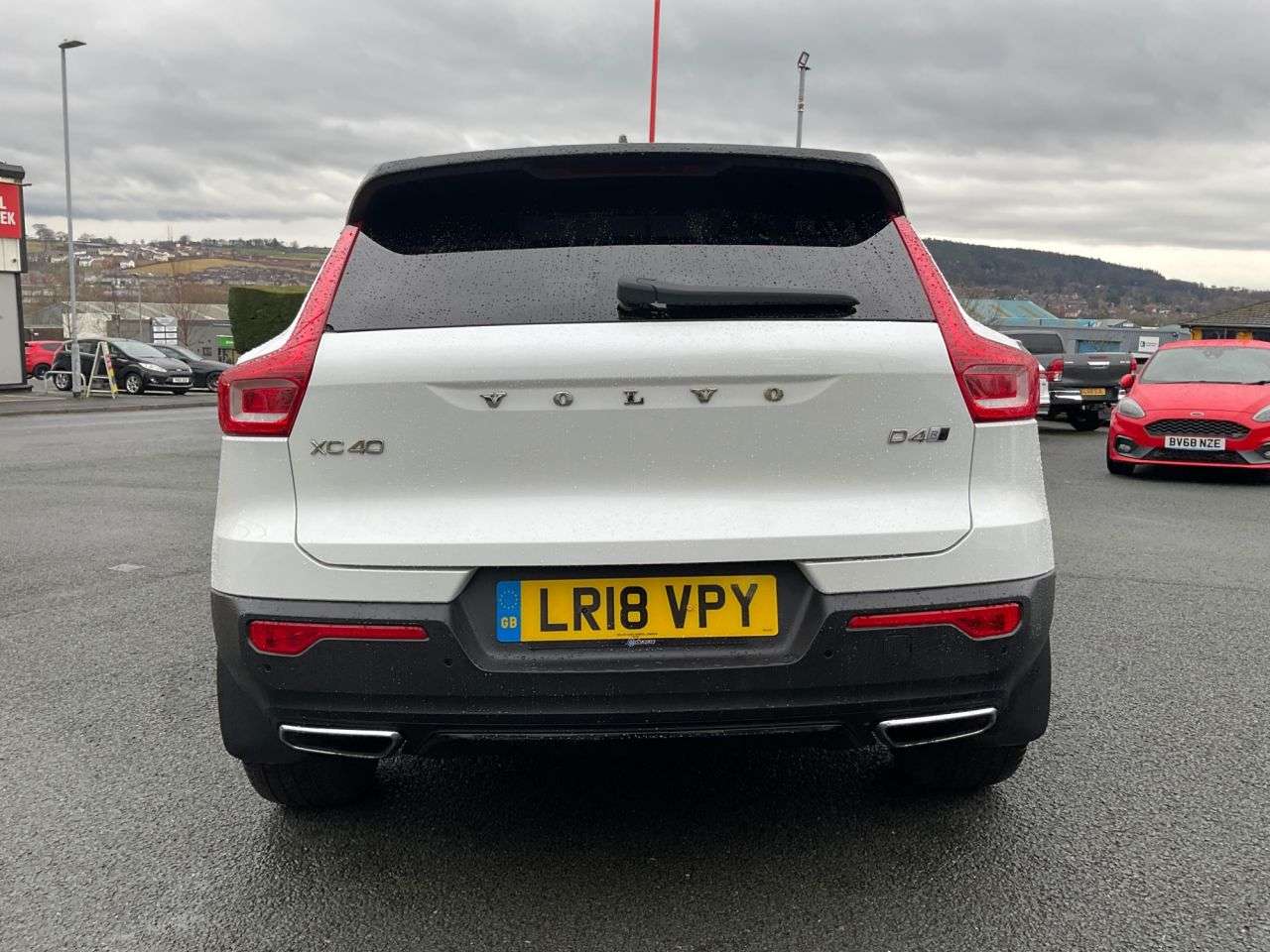 2018 VOLVO XC40 2018 VOLVO XC40