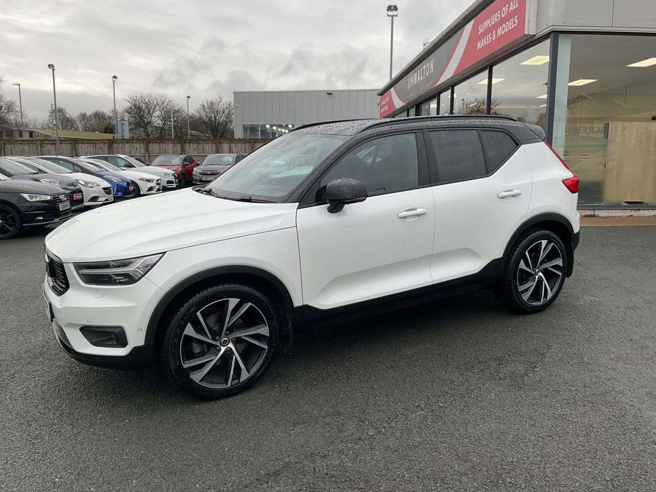 2018 VOLVO XC40 2018 VOLVO XC40